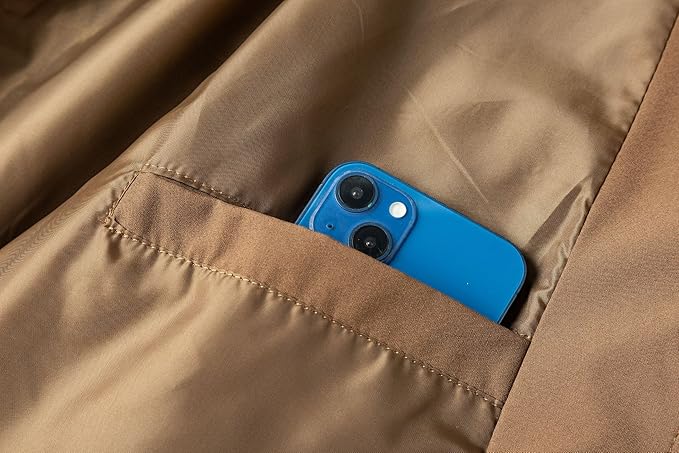 Men's bomber jacket, stylish, lightweight, windproof, casual outerwear for spring and autumn.