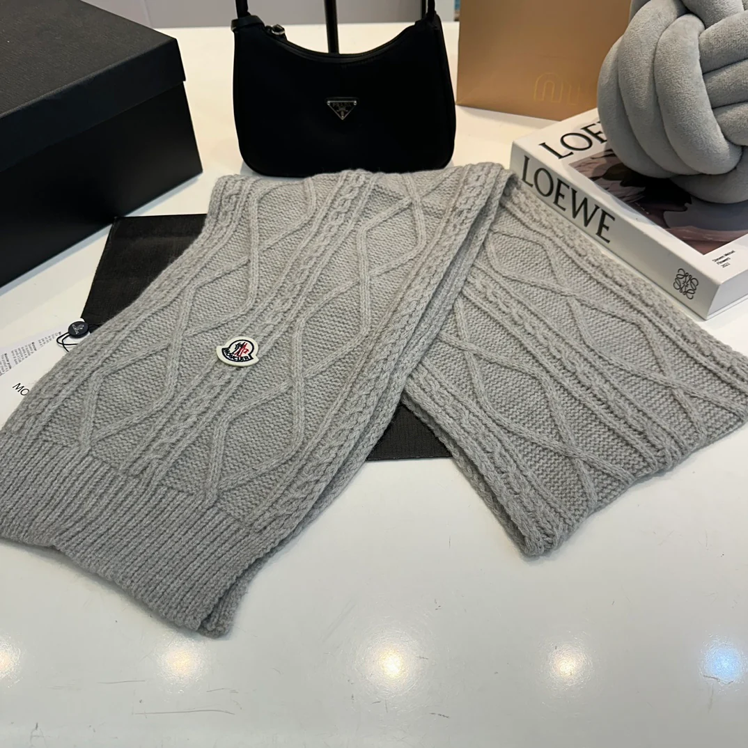 Cashmere scarf set