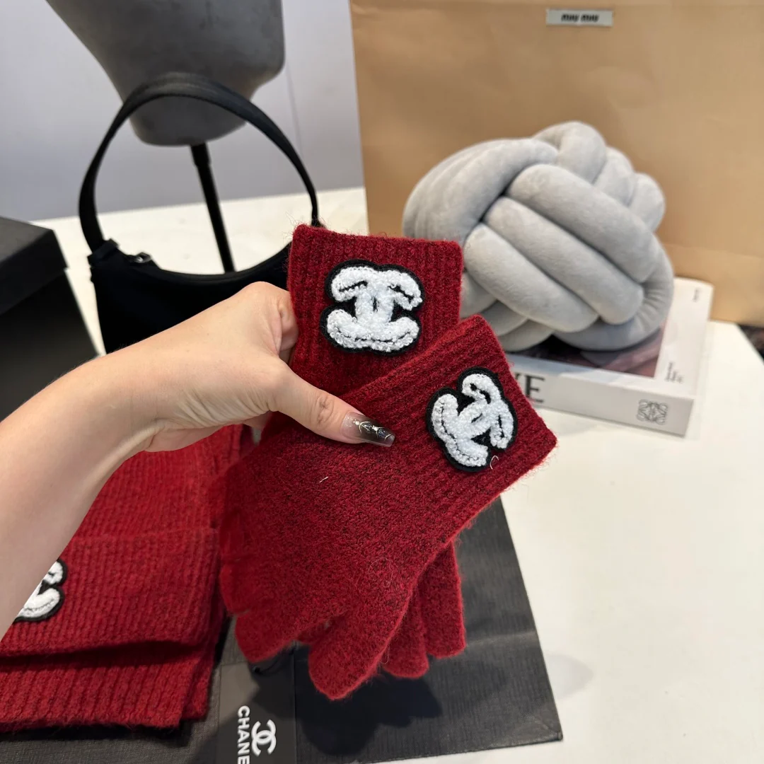 Embroidered knitted scarf hat gloves set