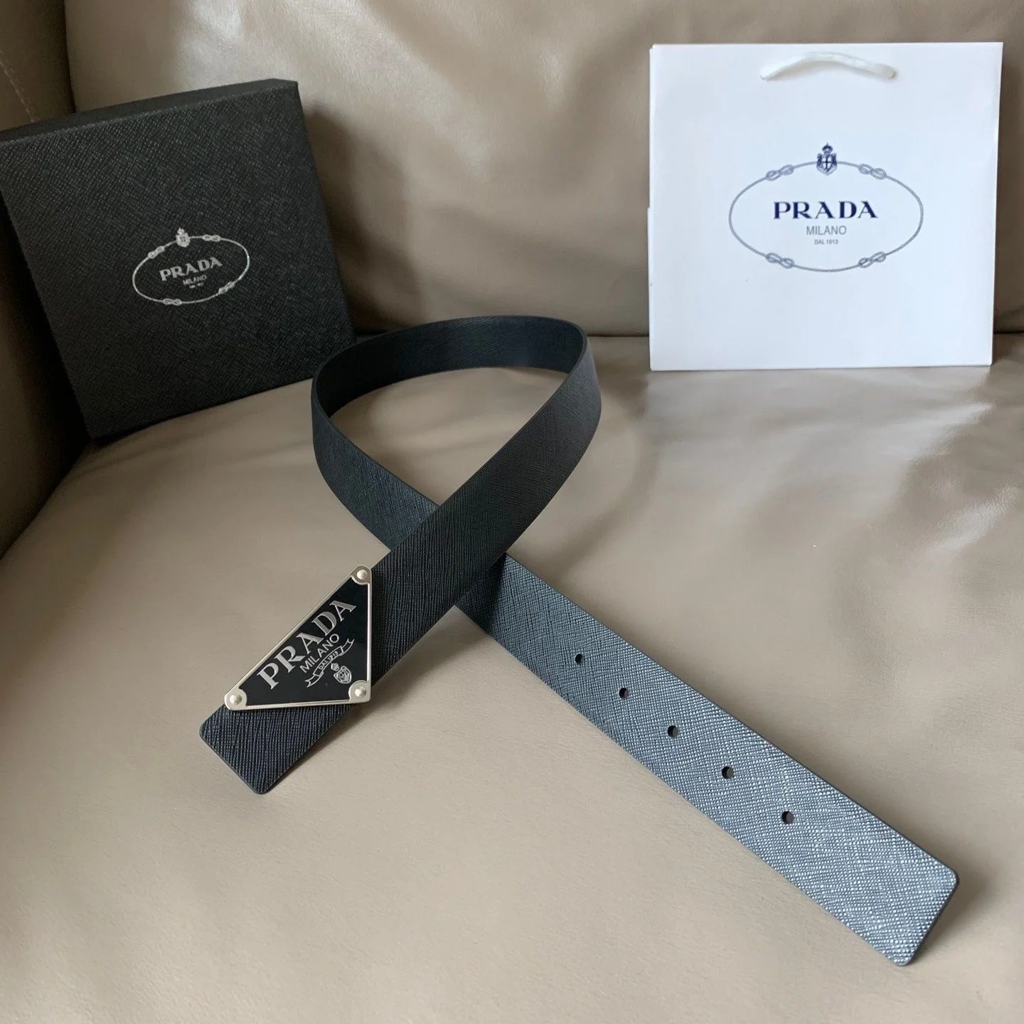 Fashion leather belts