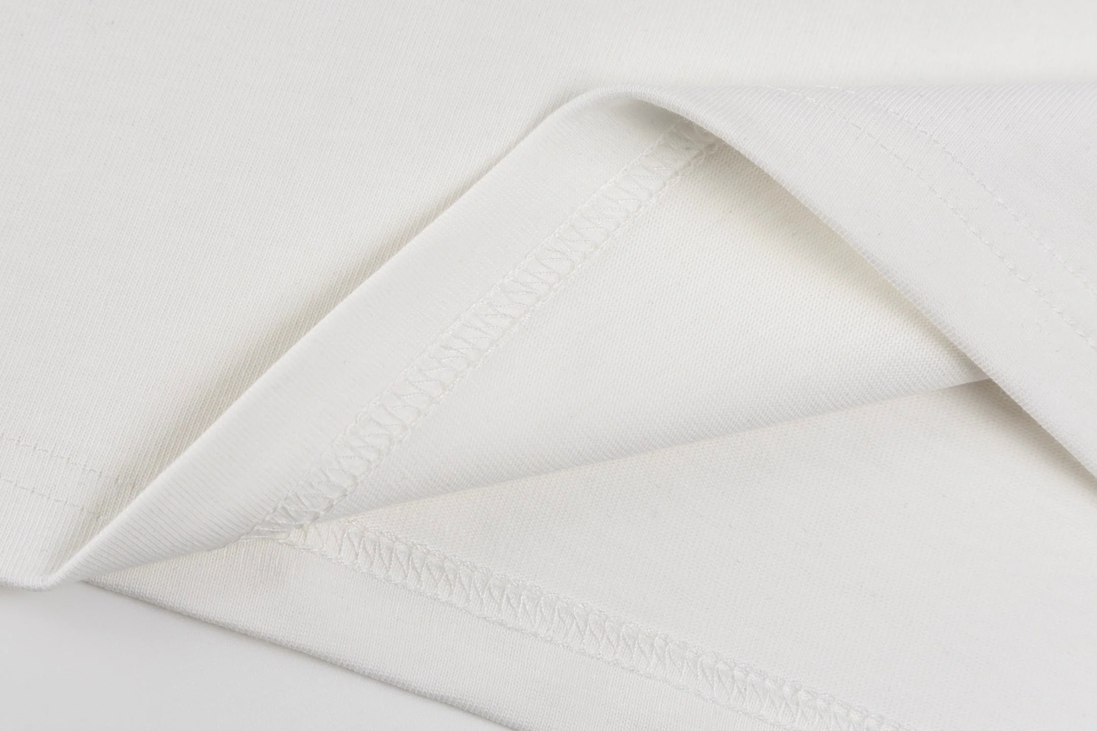 Foamed round neck printed cotton T-shirt