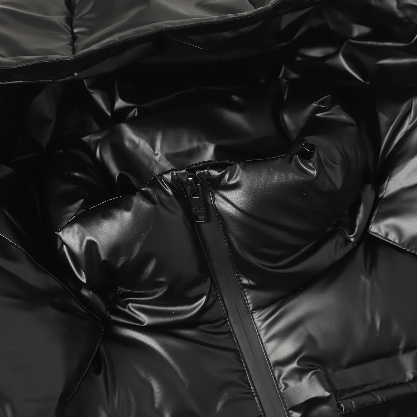 Detachable hood down jacket