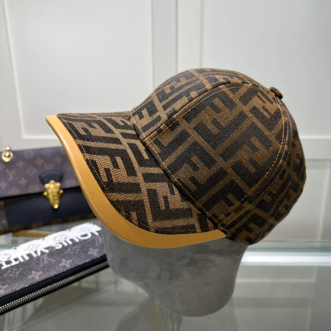 Fashion jacquard baseball cap