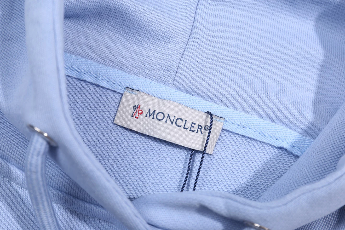 Embroidered cotton hooded sweatshirt