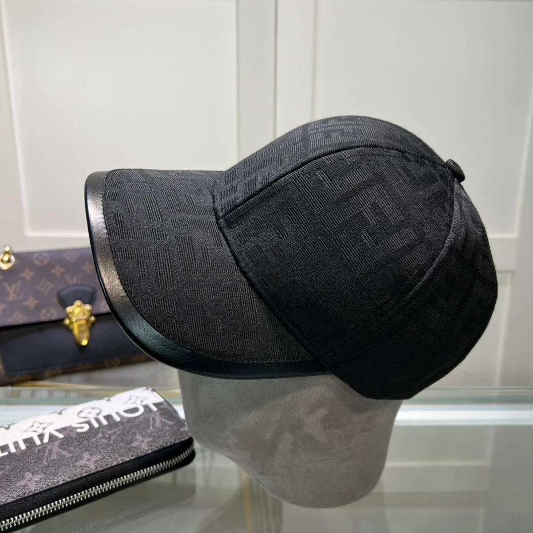 Fashion jacquard baseball cap