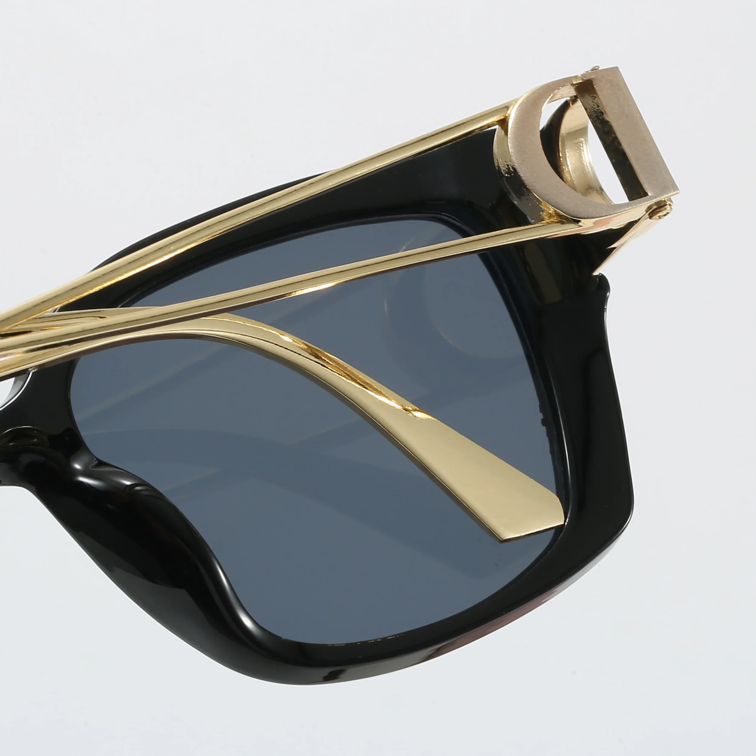 6 colors new style metal temple hot sunglasses 82023