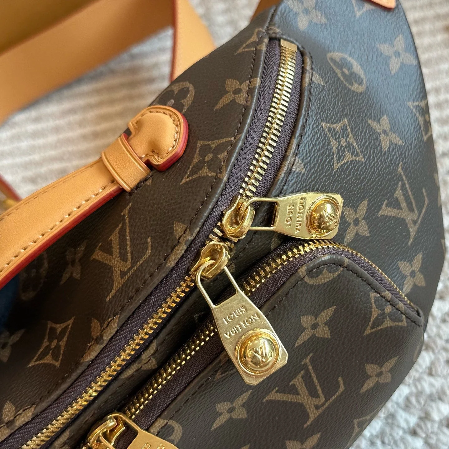 Unisex Fashion Leather waist bag