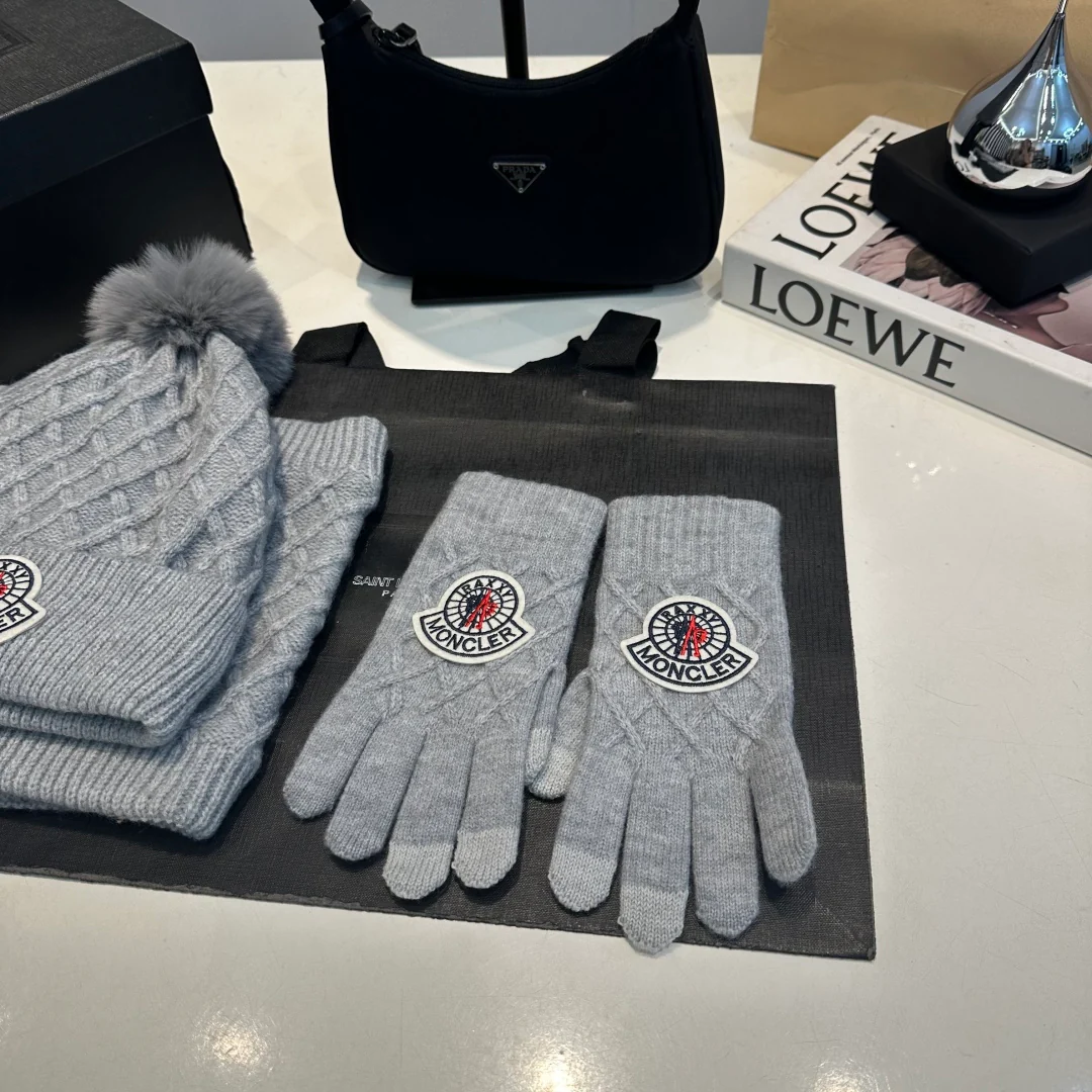 Embroidery knitted scarf hat gloves set