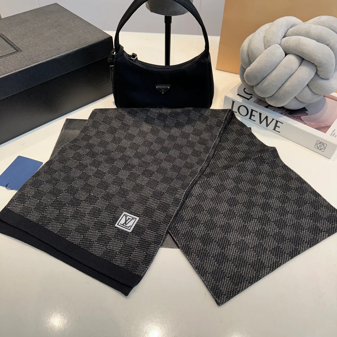 Plaid jacquard scarf and hat set