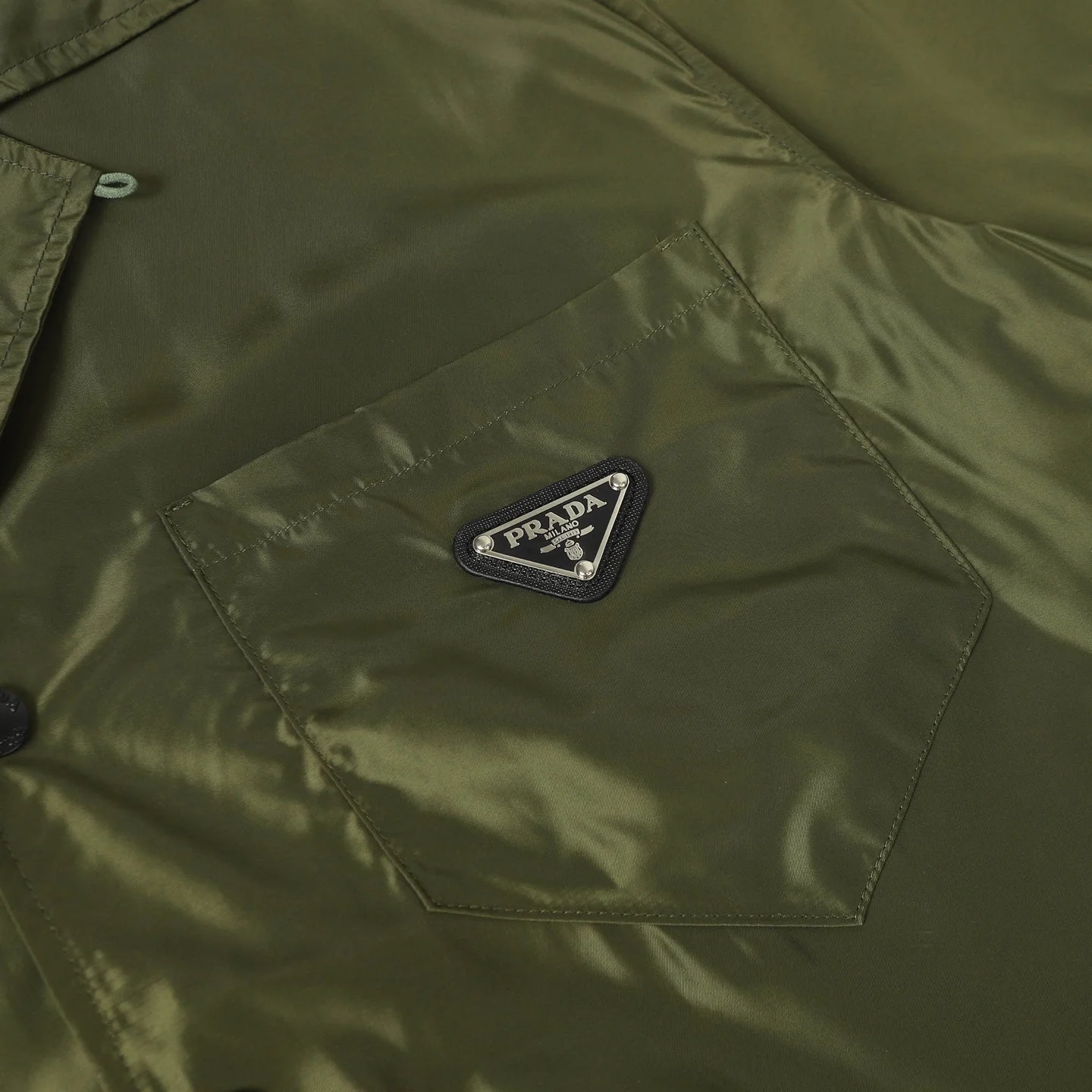 Green Nylon pocket T-shirt