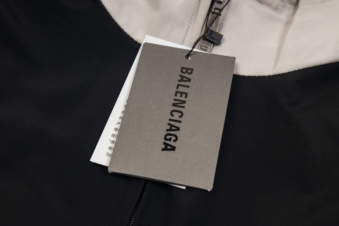 Waterproof nylon jacket