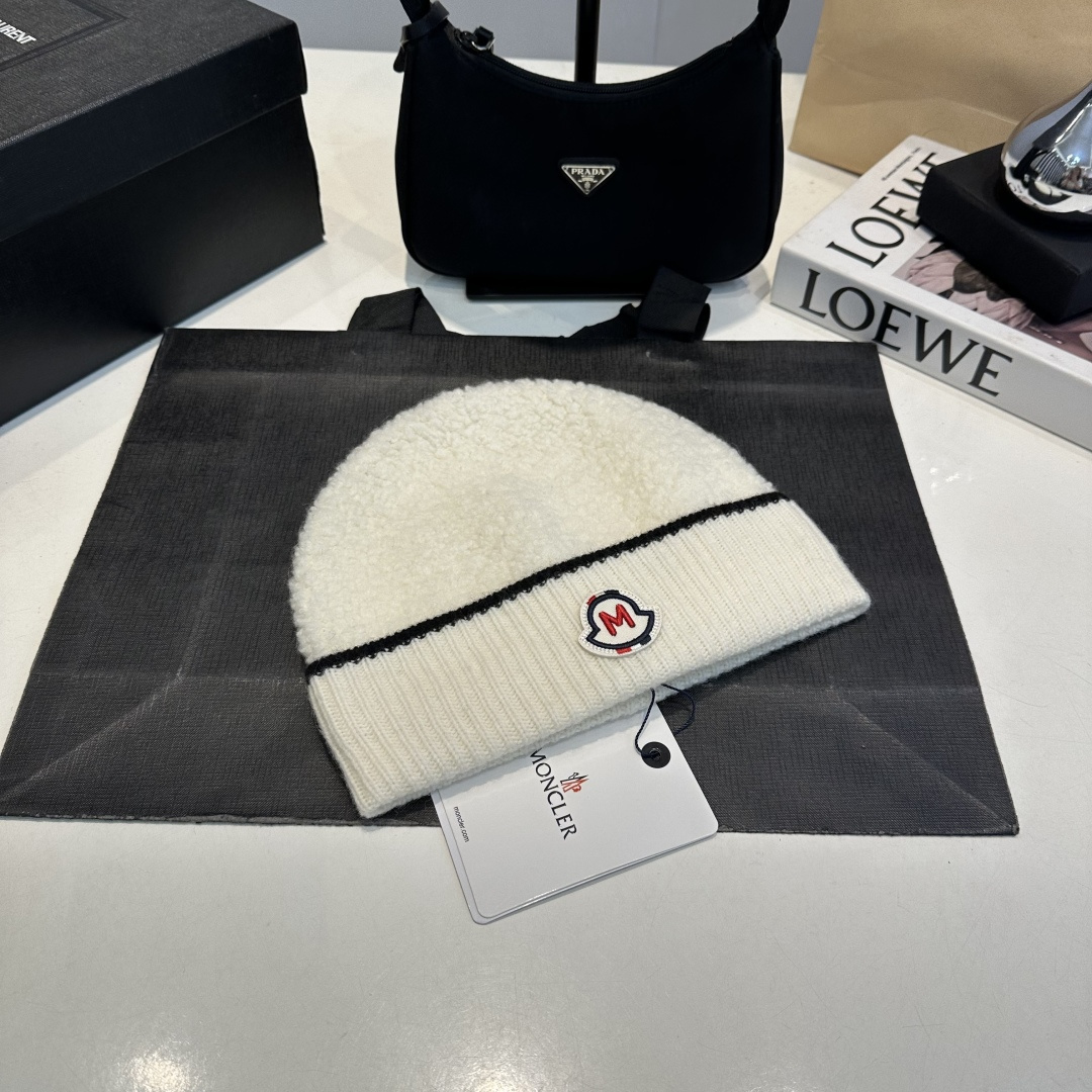 Embroidered cashmere knit beanie
