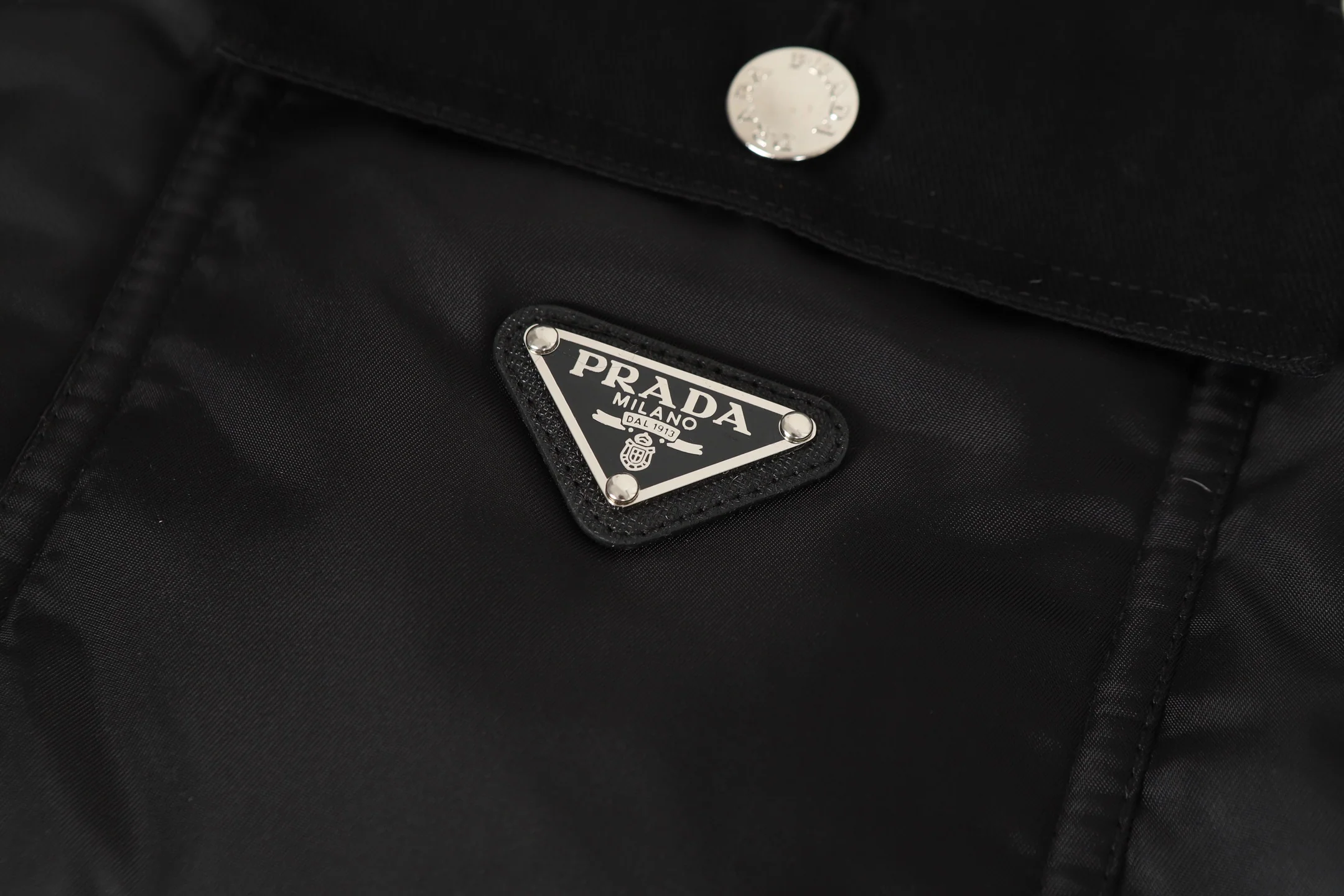 Fashion stand collar down jacket