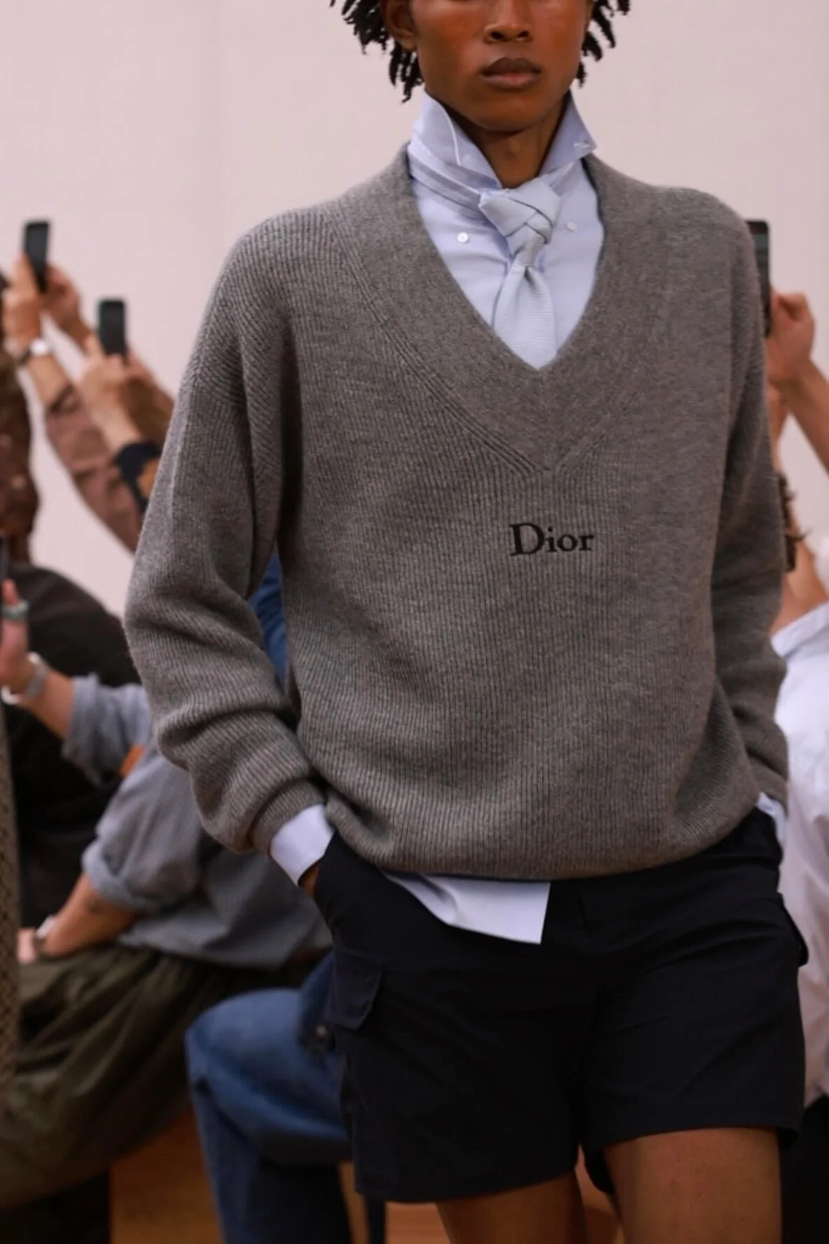 V-neck knitted sweatshirt