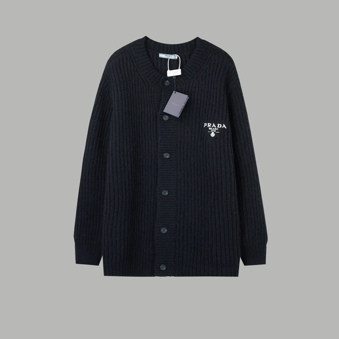 Embroidered knitted sweater cardigan