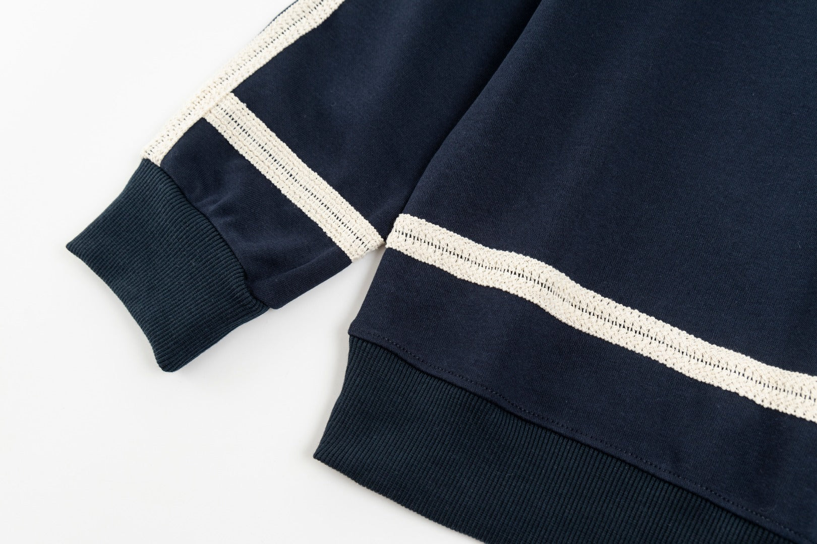 Embroidered cotton sweatshirt