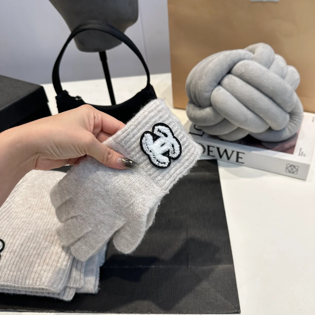 Embroidered knitted scarf hat gloves set