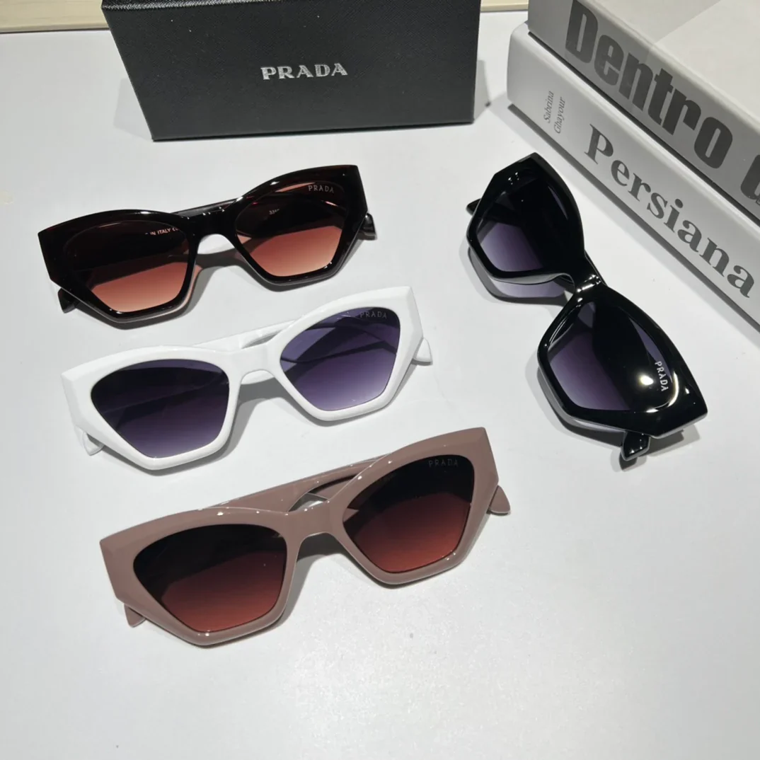4 colors fashionable hot sunglasses  D28