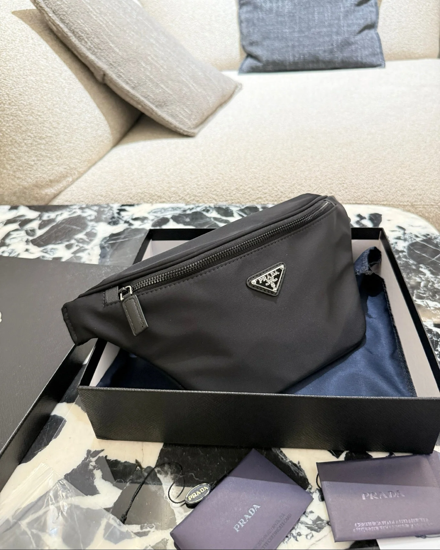 Unisex nylon waist bag