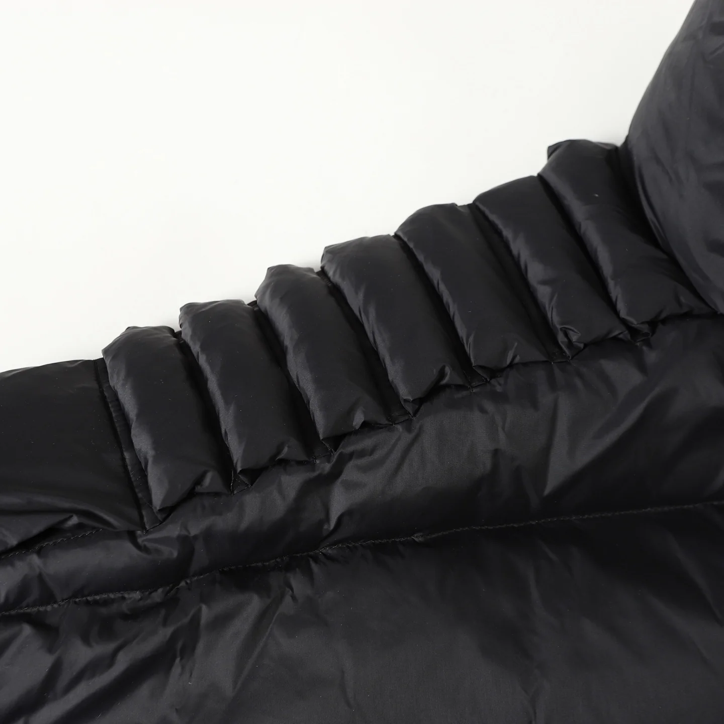 3D Quilted Zipper Down Jacket