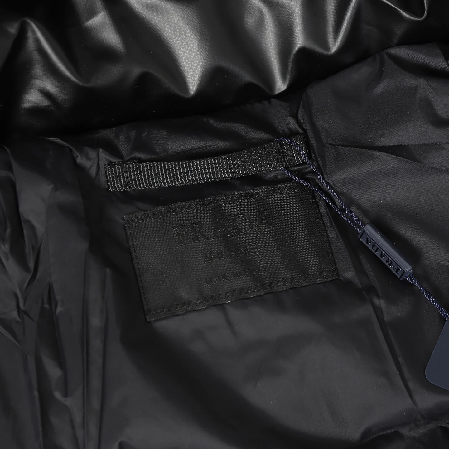 Detachable hood down jacket