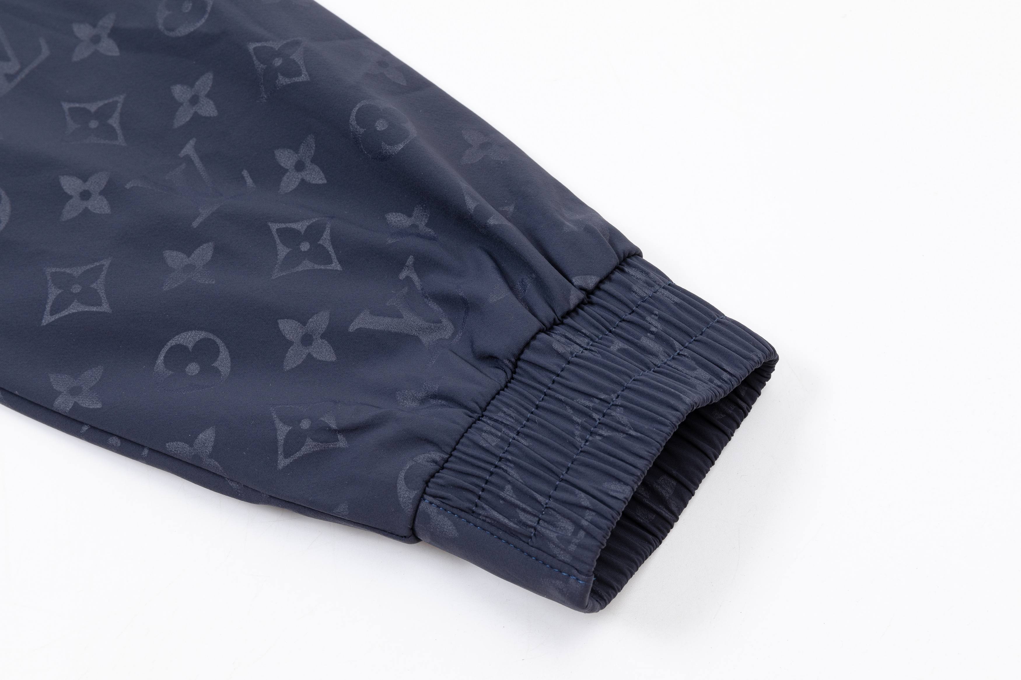 Nylon printed jacket