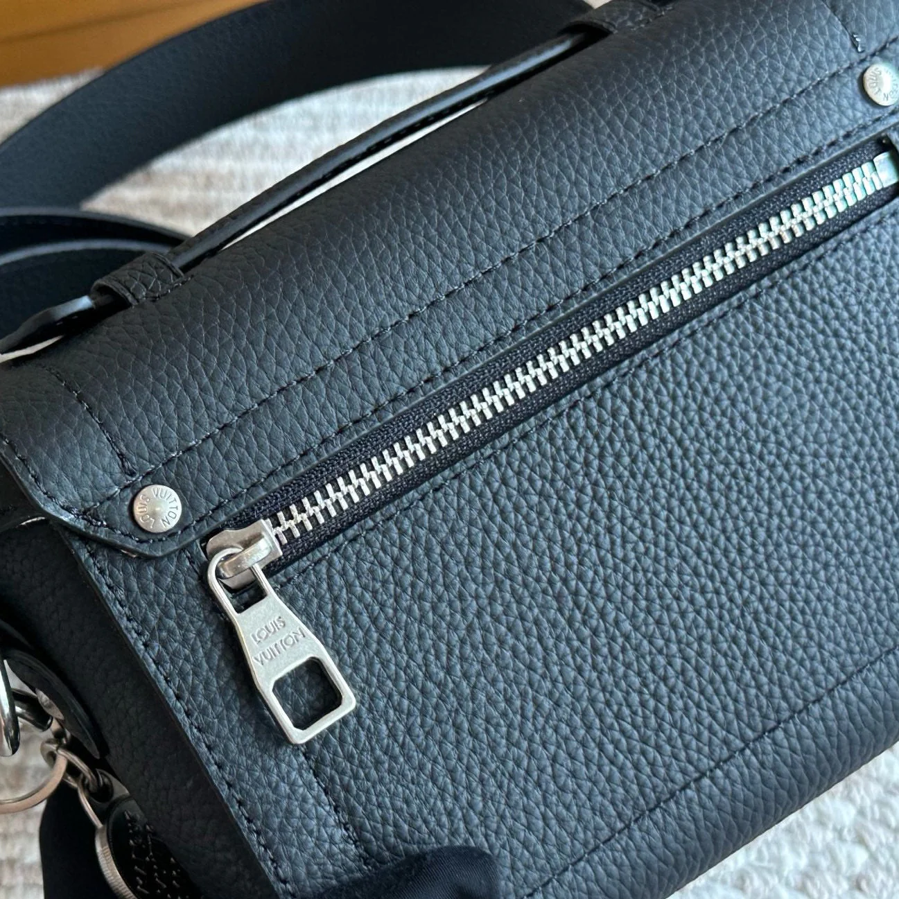 Black Men's Box Bag