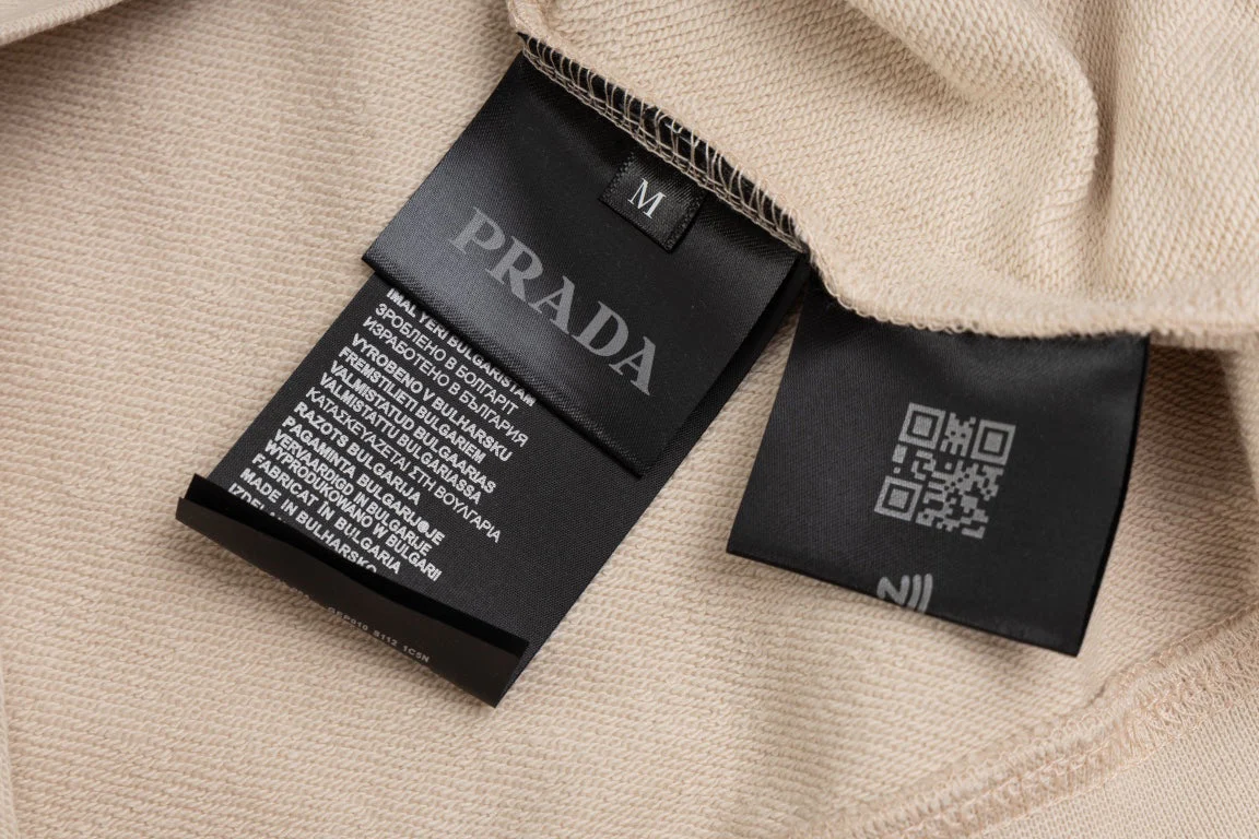 Knitted cashmere sweatshirt