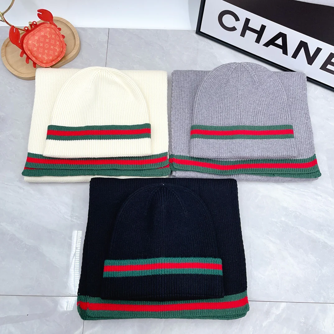 Color matching wool knit scarf and hat set