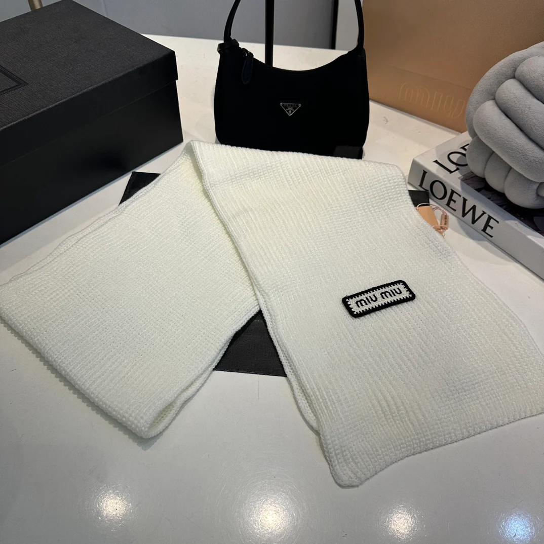 Embroidered knitted scarf hat gloves set