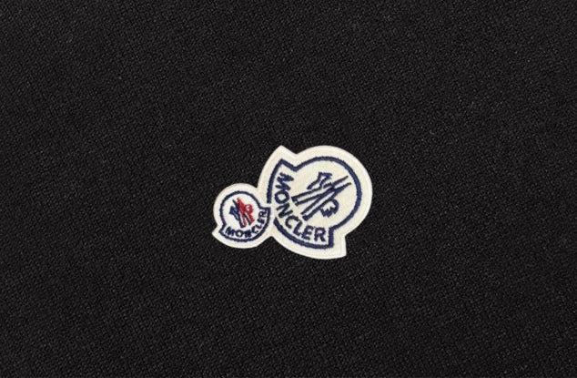 Crew neck cashmere sweater