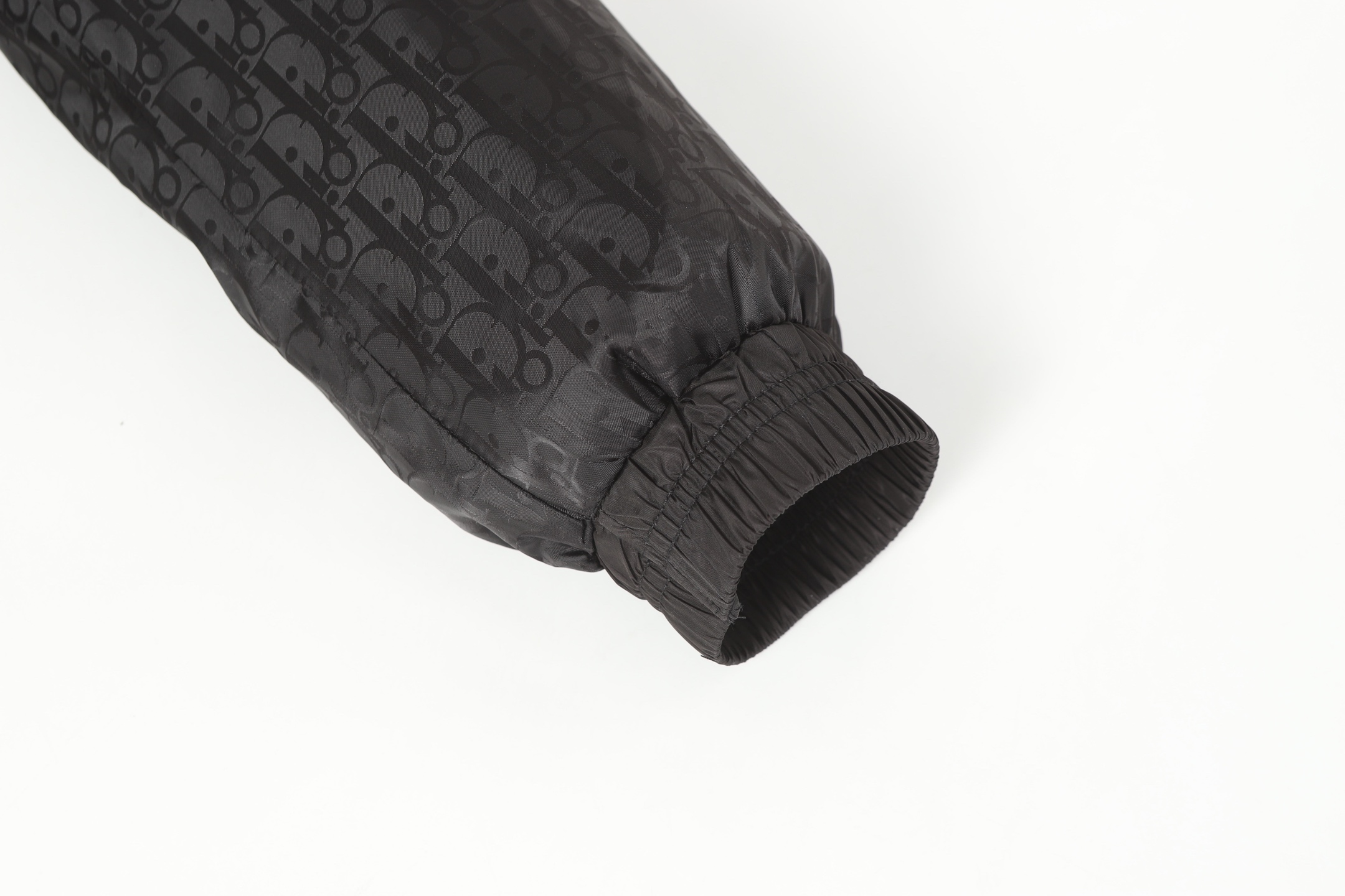 All-over print patchwork hooded jacket