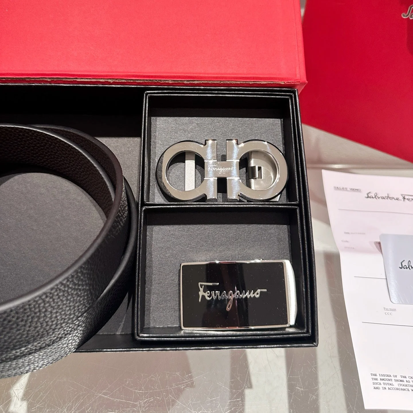 Black Leather Silver Buckles Belt Gift Box