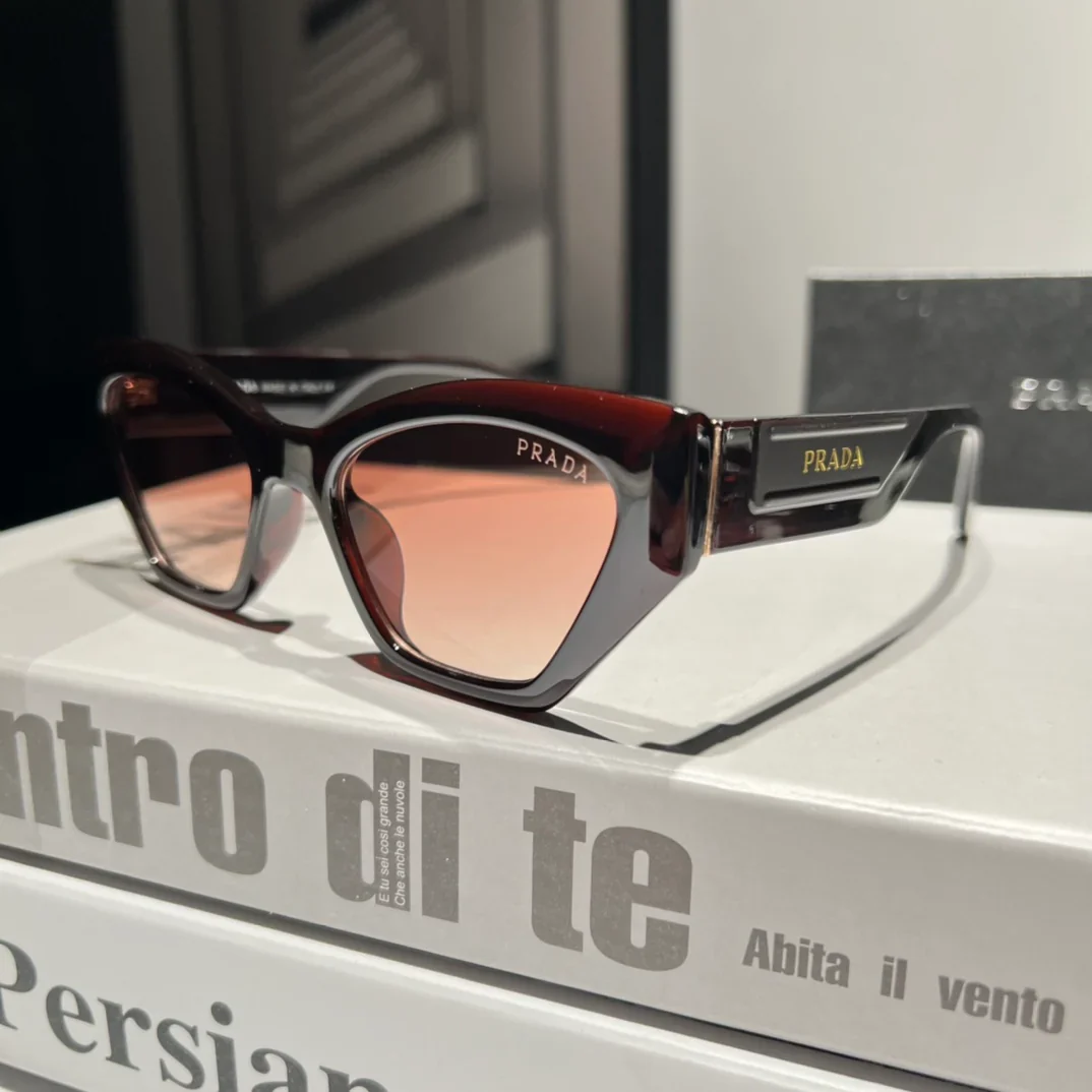 4 colors fashionable hot sunglasses  D28