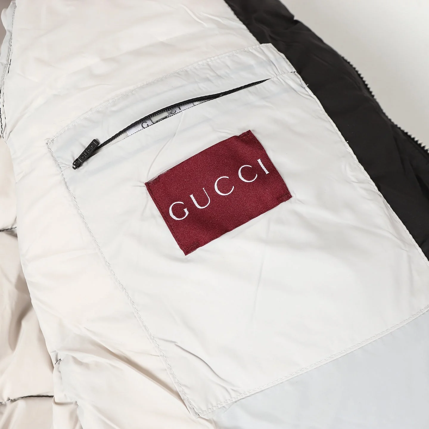 Detachable hooded down jacket