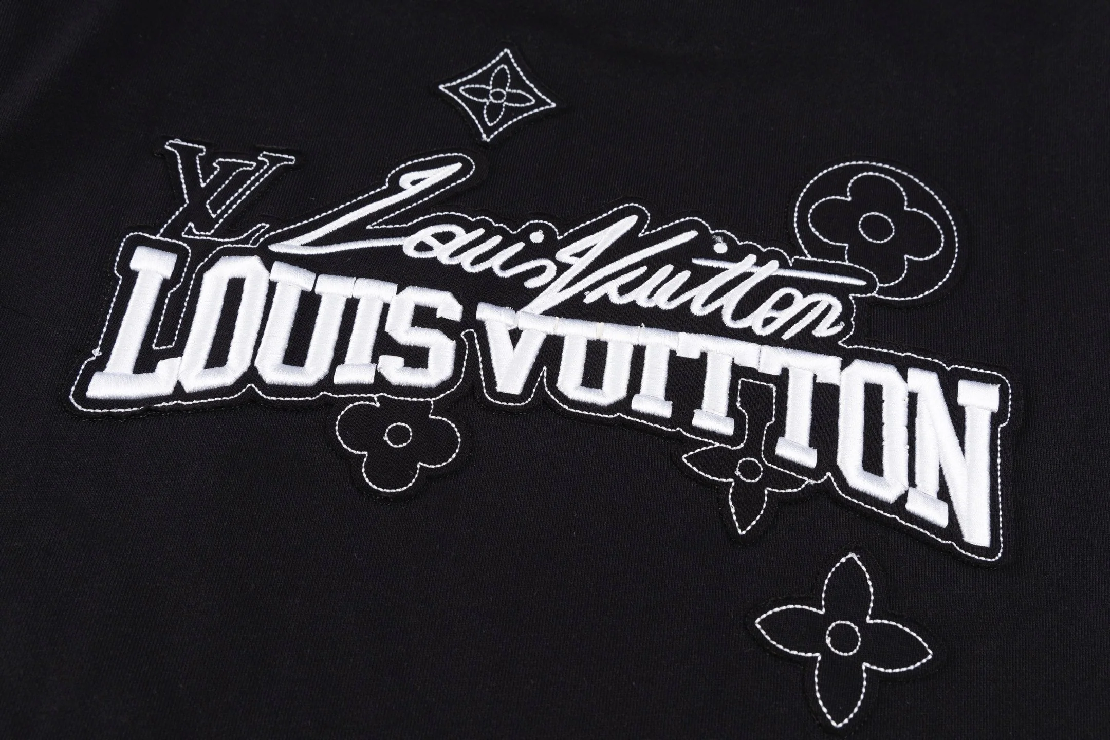 Crew-neck sweatshirt with front and back embroidery