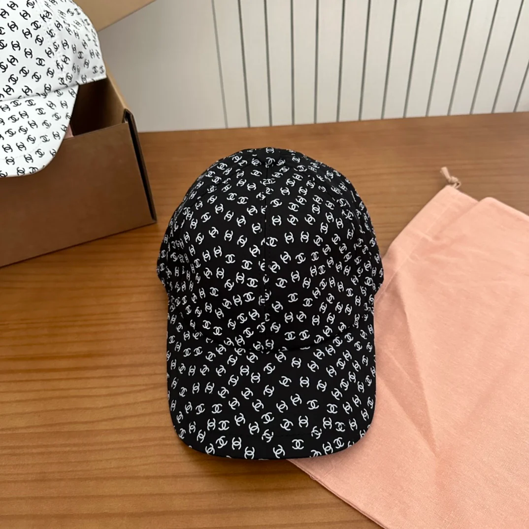 Printed lettering baseball cap