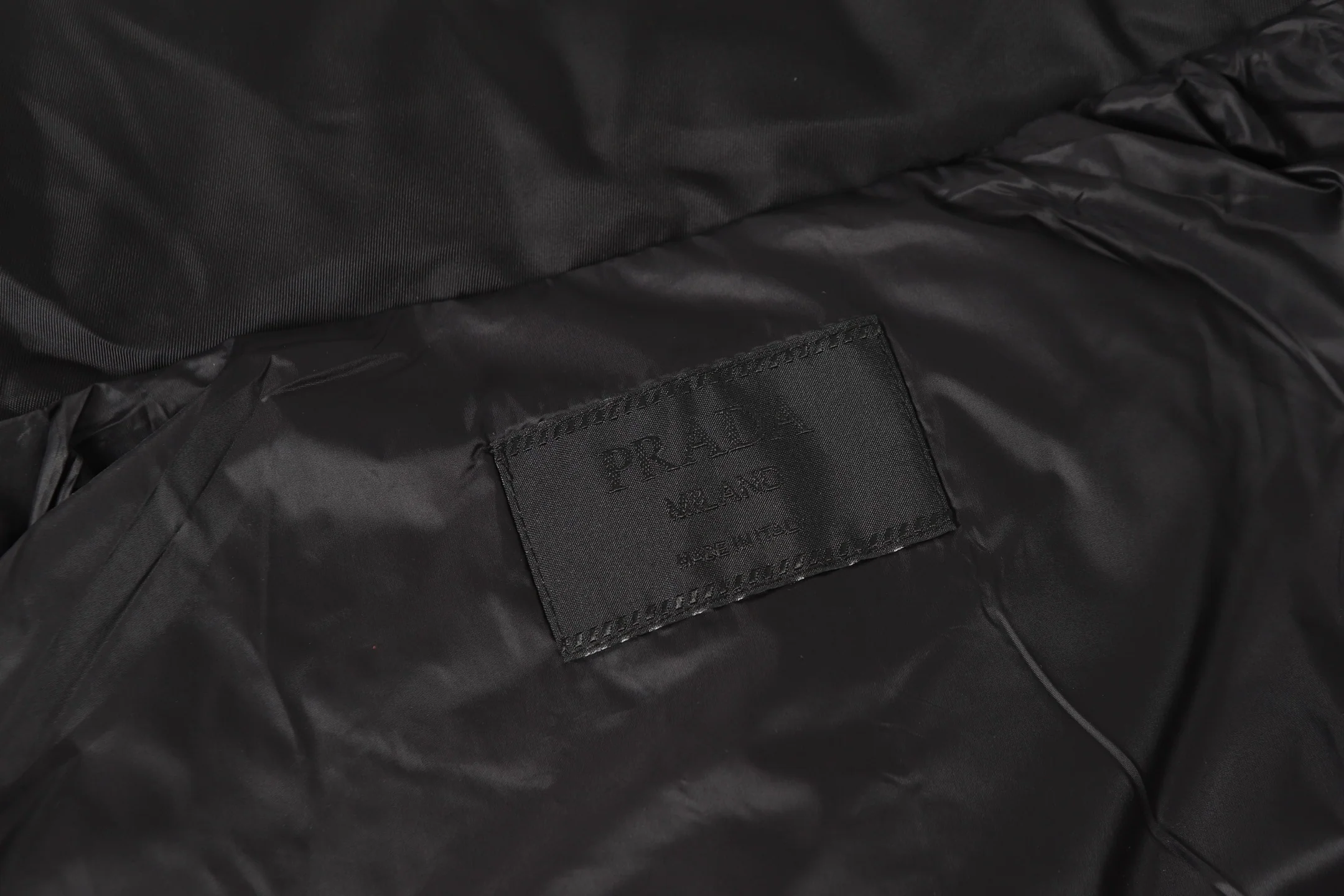 Fashion stand collar down jacket