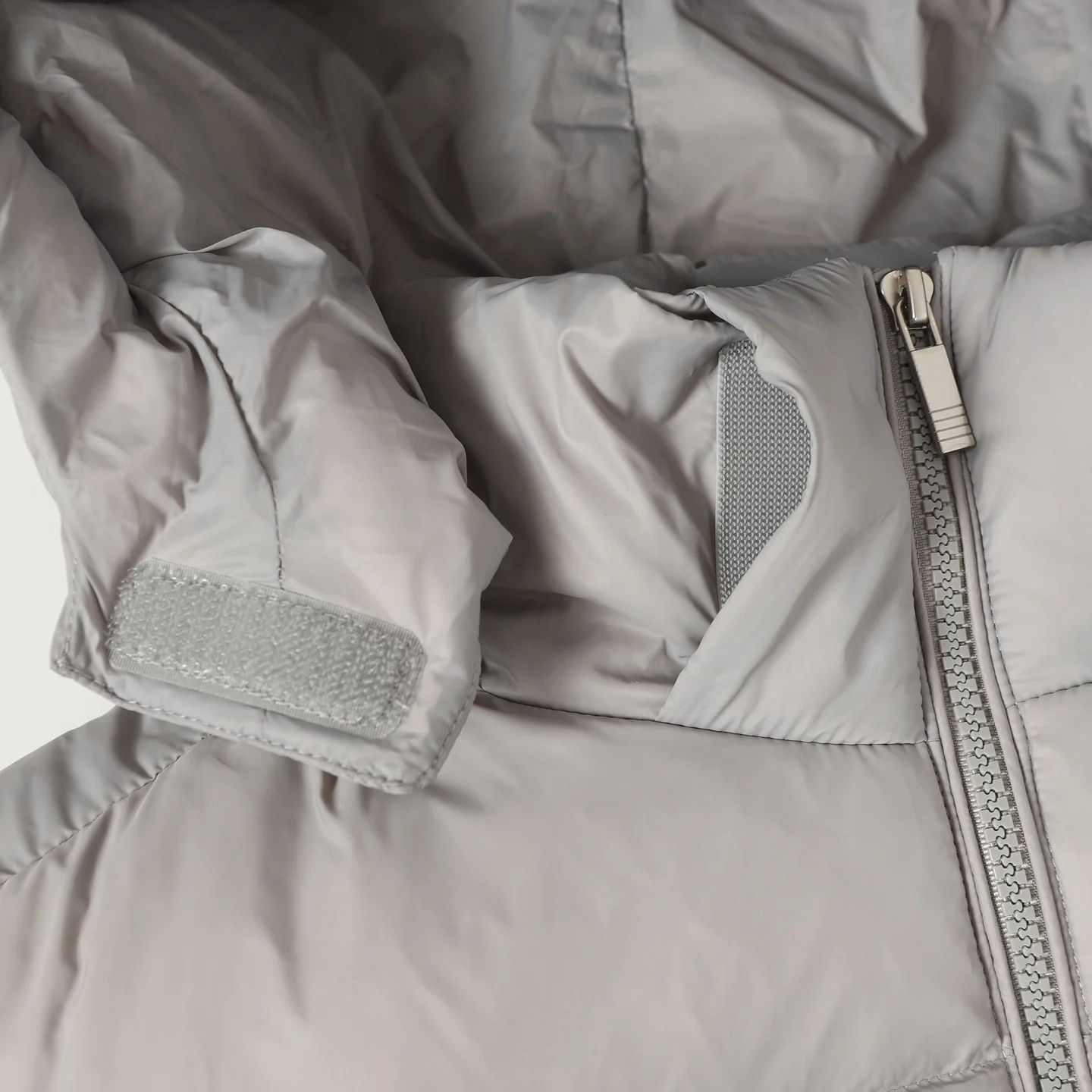 Web hooded down jacket