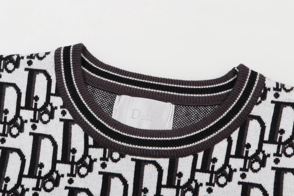 Knitted cashmere sweatshirt