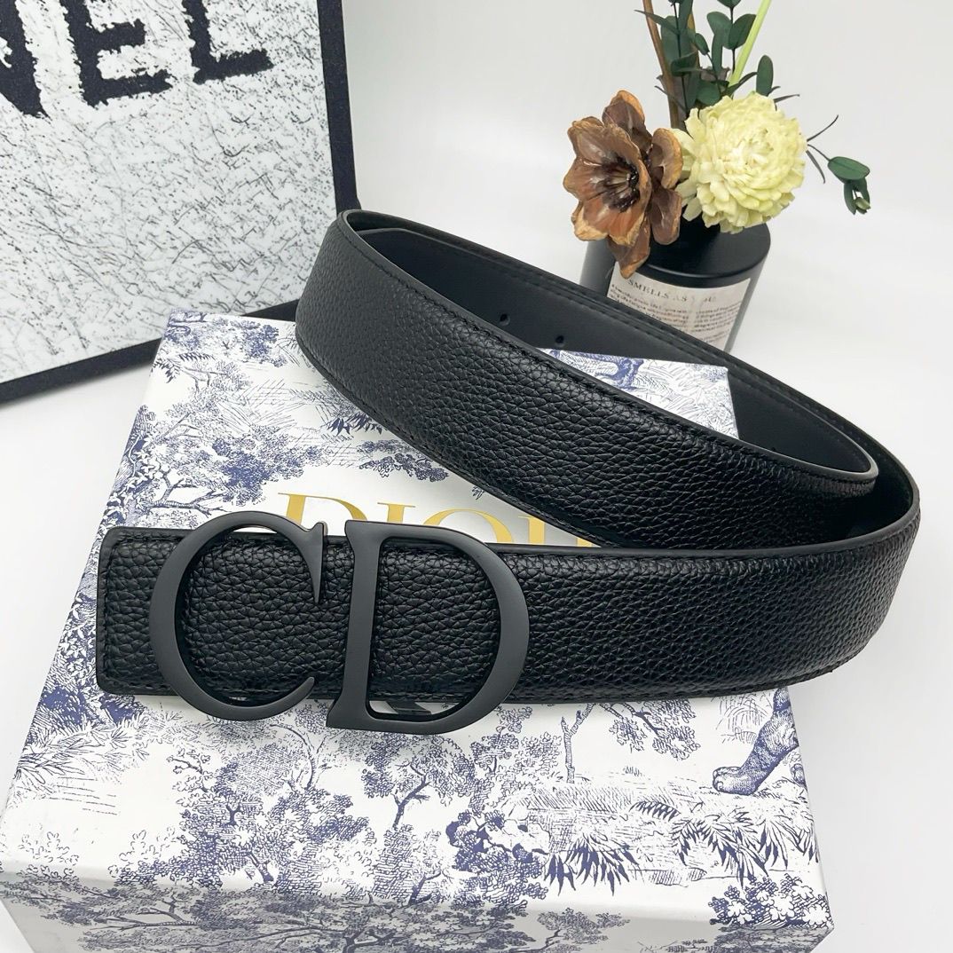 Fashion leather belts