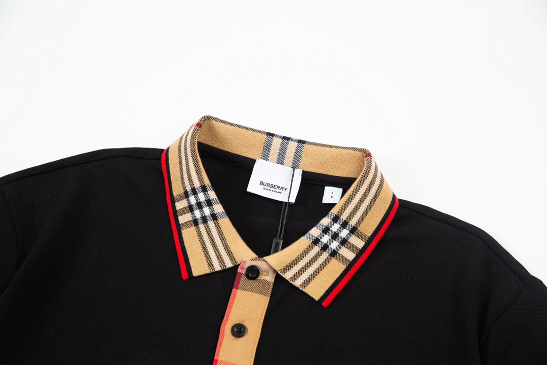 Fashionable cotton polo shirt