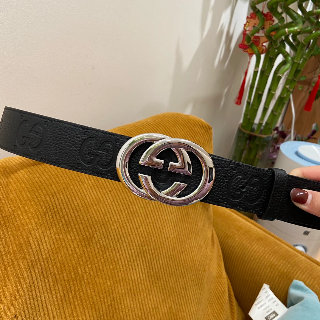 Fashion leather belts