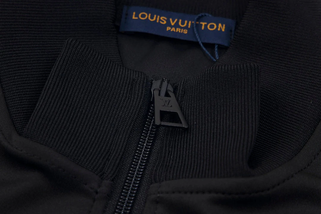 Jacquard zip-up jacket