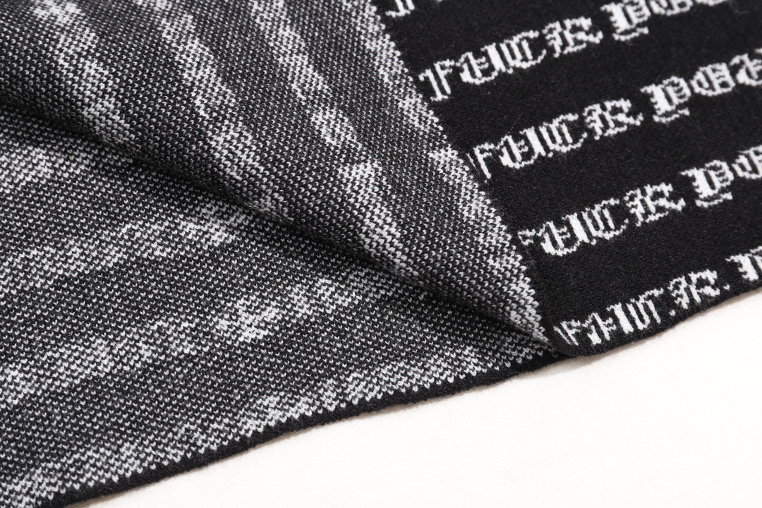 Knitted cashmere sweatshirt