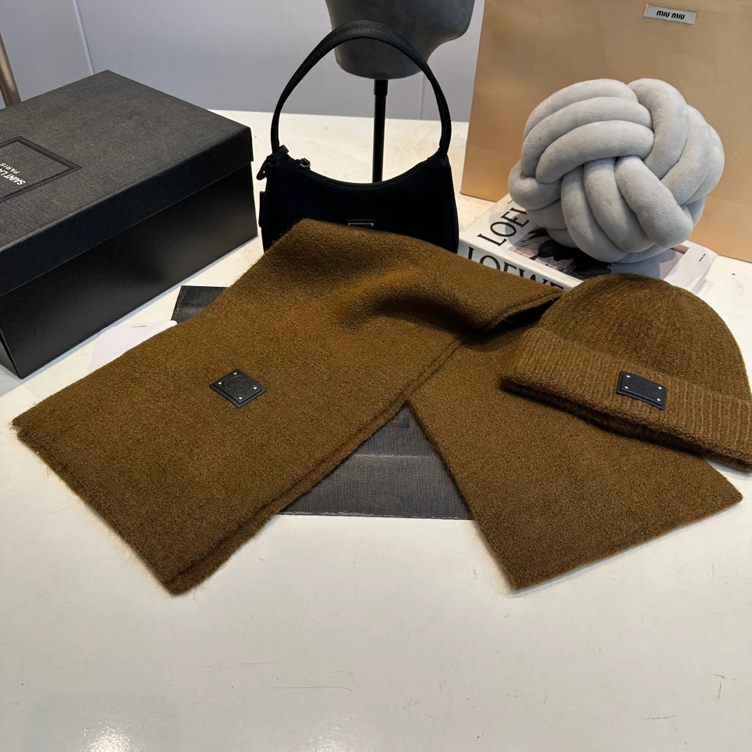 Cashmere scarf set