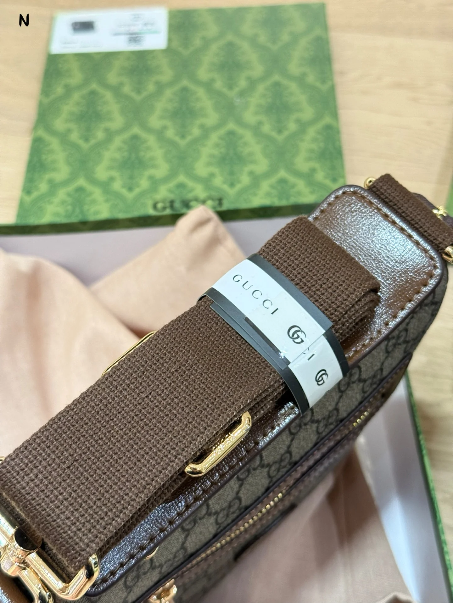 Men's crossbody bags