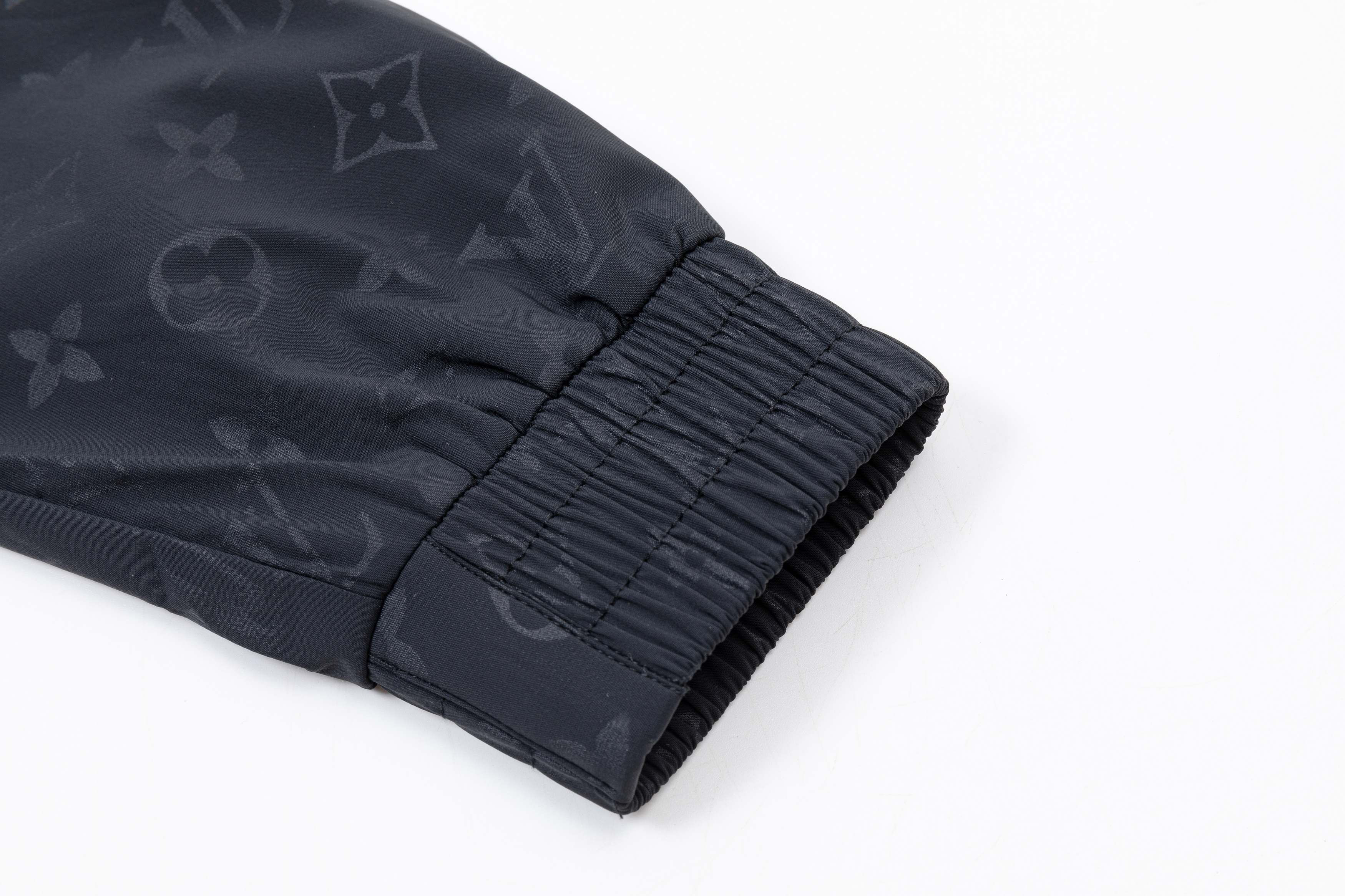 Nylon printed jacket