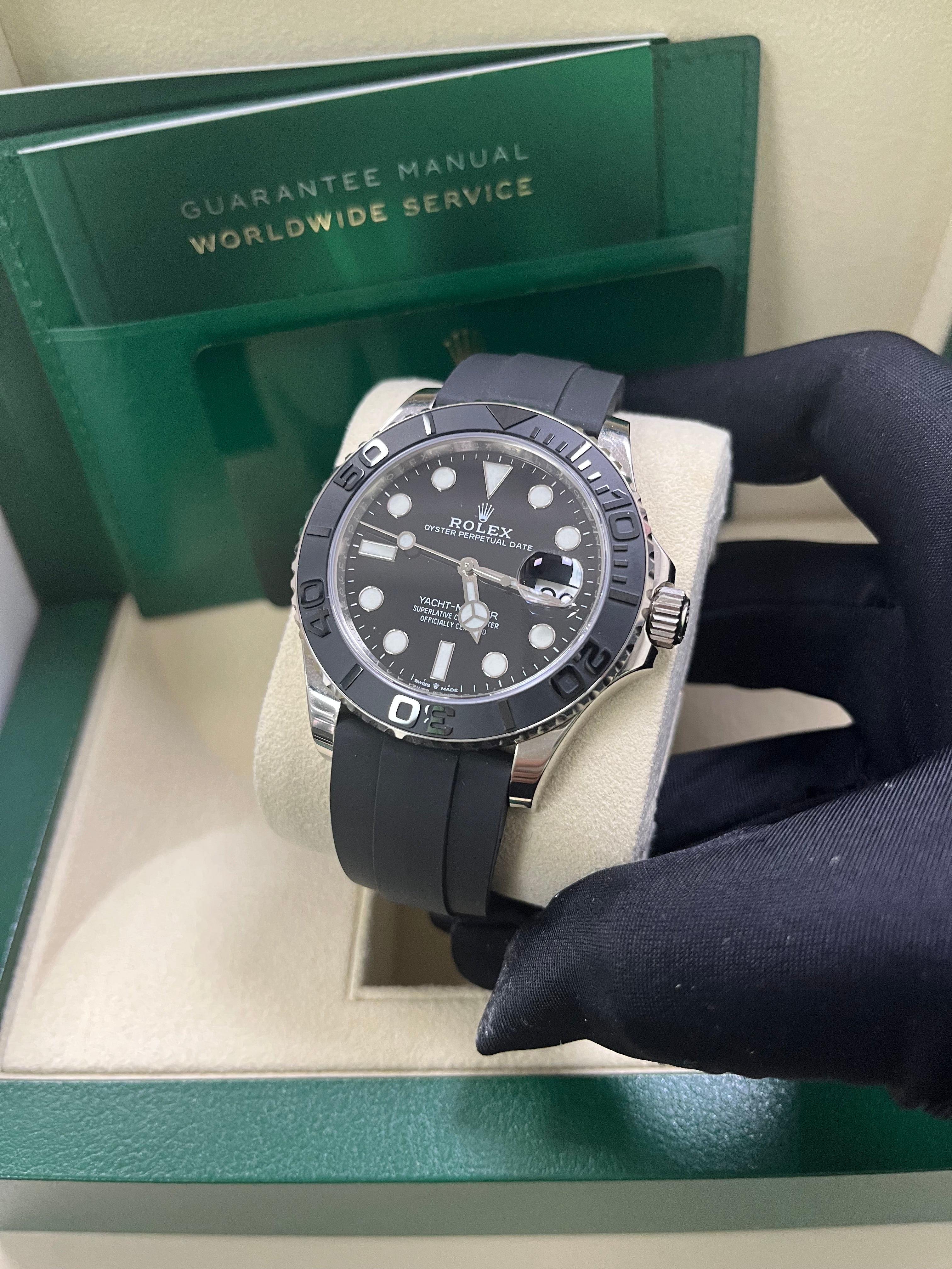 Yacht-Master 42 White Gold Men's Watch M226659-0002