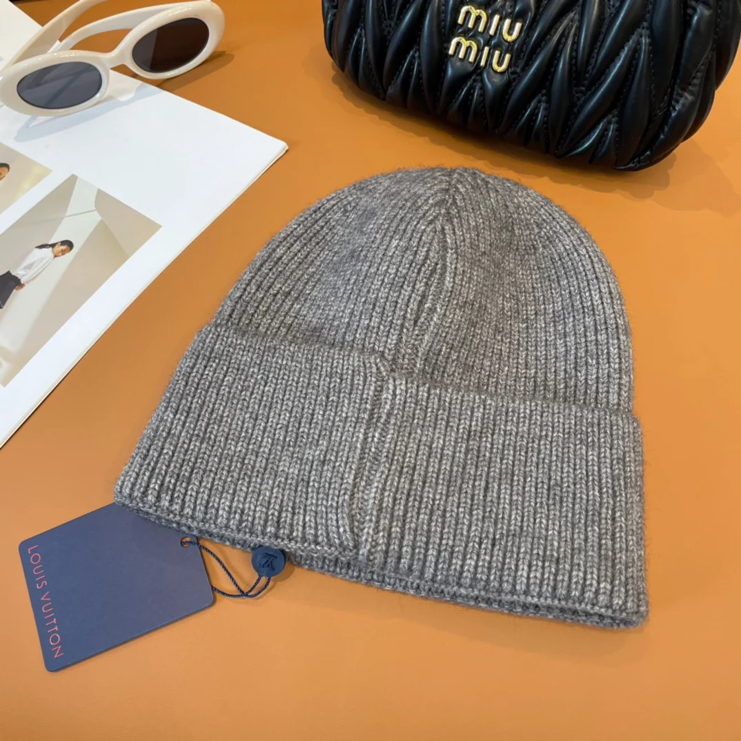 Fashionable Cashmere Knitted  Beanie